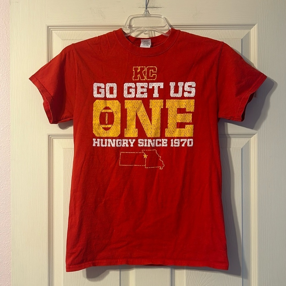 KC Chiefs T-Shirt Small